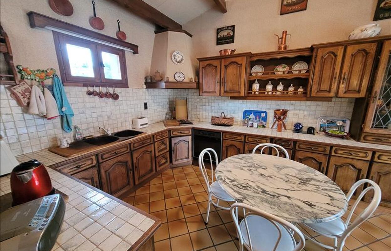 maison 6 pièces 176 m2 à vendre à Ribérac (24600)