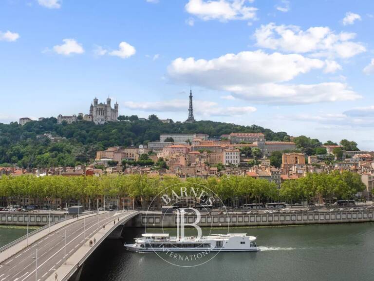 Lyon 2- Cordeliers - Appartement de 144m² - 2 chambres - Balcon - Vue Fourvière - Garage — photo 1
