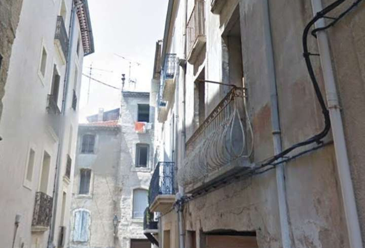 Béziers, immeuble de rapport à restaurer — photo 1