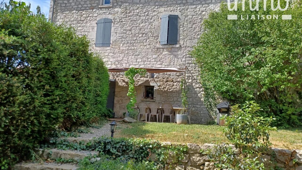 maison 19 pièces 476 m2 à vendre à Ruoms (07120)