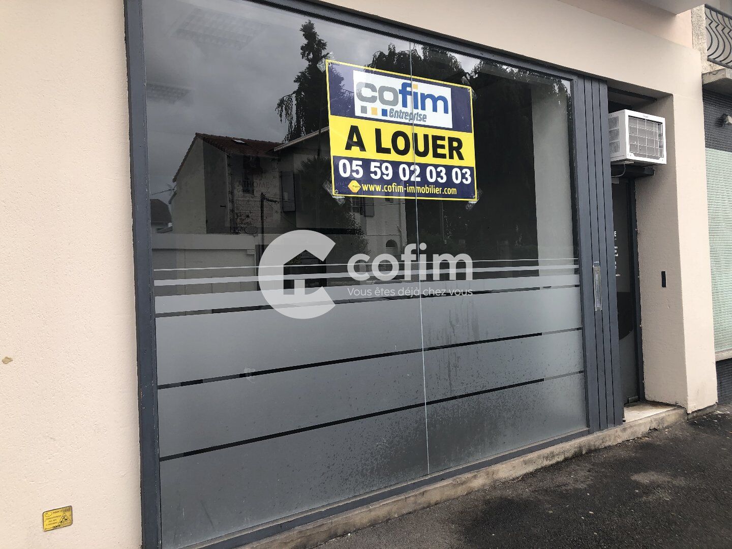 Local commercial  à louer Pau 64000