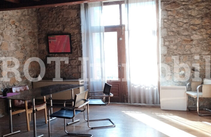 immeuble d'habitation et commercial — photo 4