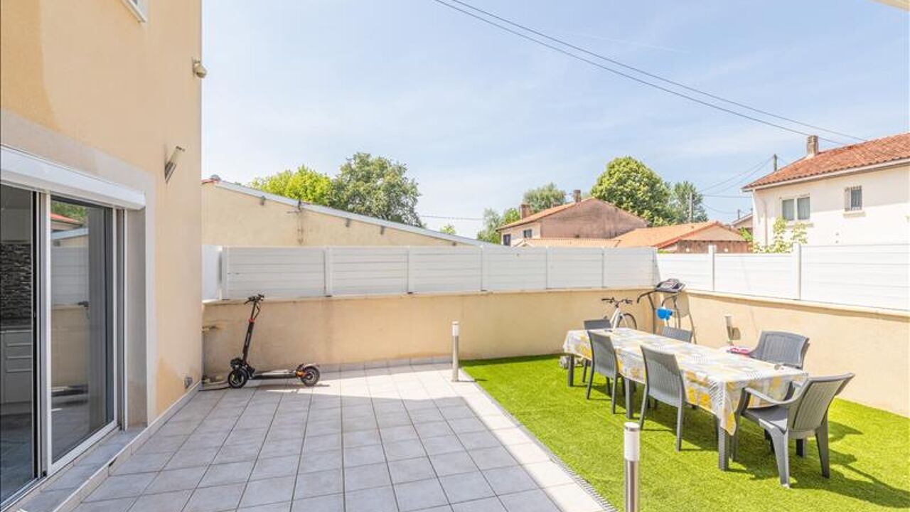 maison 5 pièces 124 m2 à vendre à Bordeaux (33300)