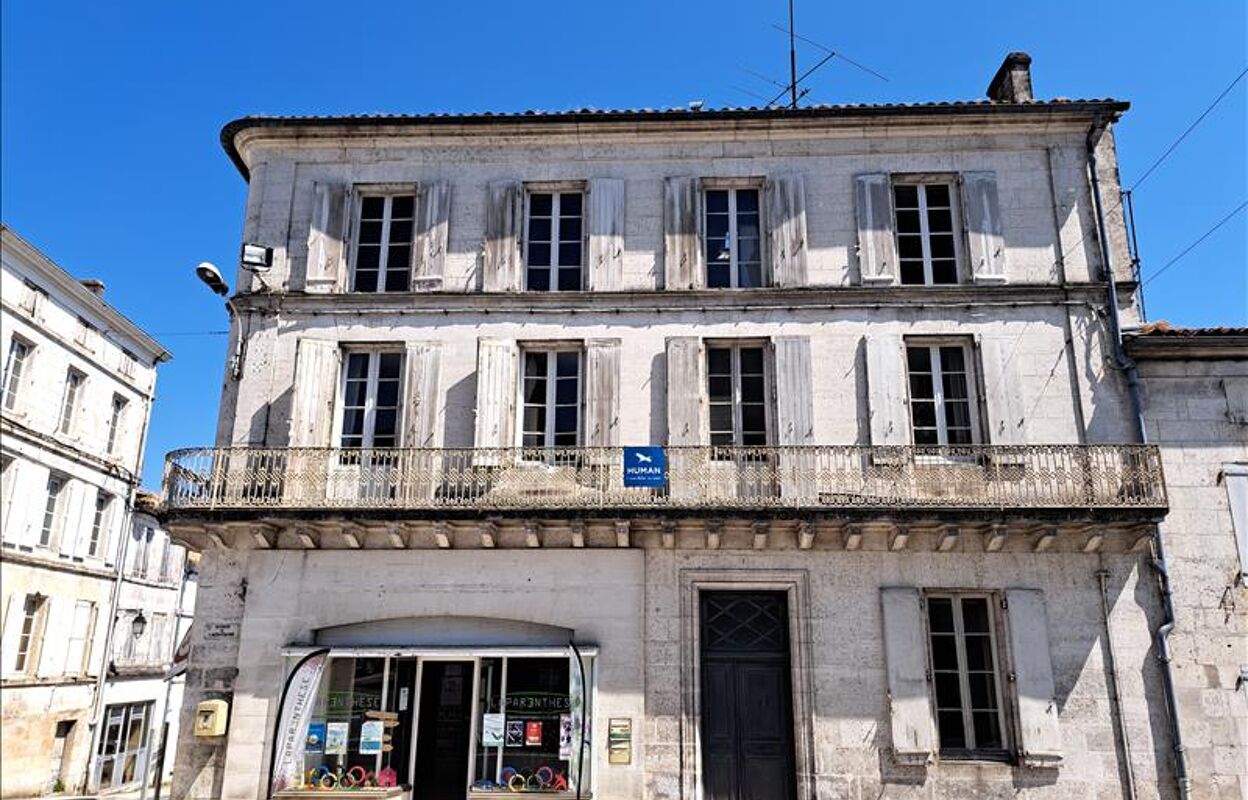 immeuble  pièces  m2 à vendre à Montmoreau (16190)