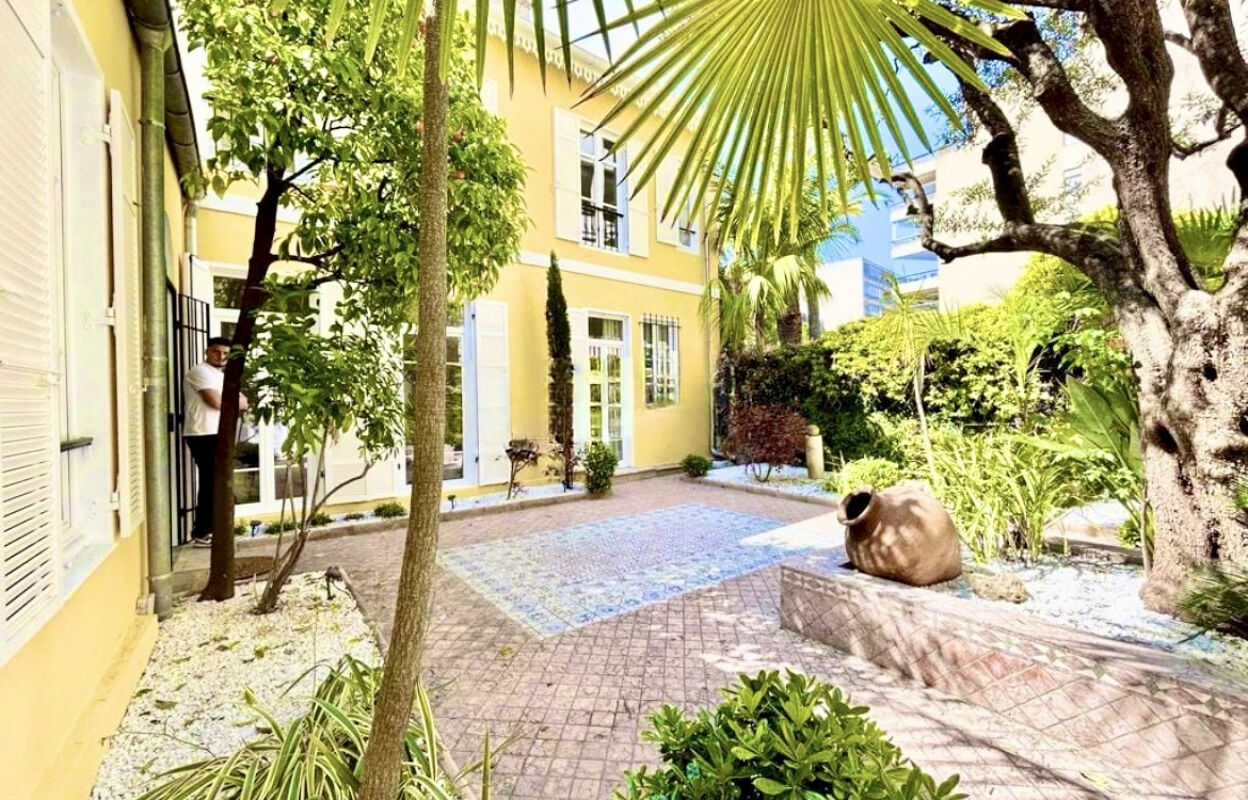 maison 4 pièces 131 m2 à vendre à Cannes (06400)