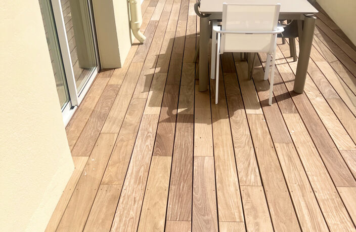 CANNES CENTRE BANANE PENTHOUSE T3 DE 71M2 TERRASSE 35M2 VUE — photo 2