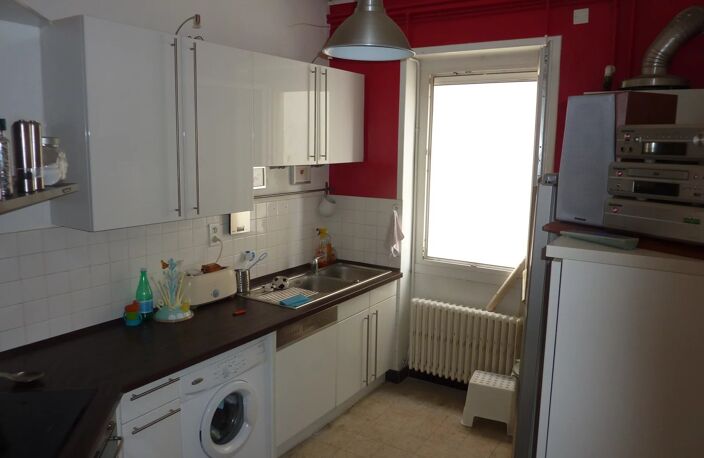 APPARTEMENT 4 CHAMBRES - BALCON - GARAGE — photo 3