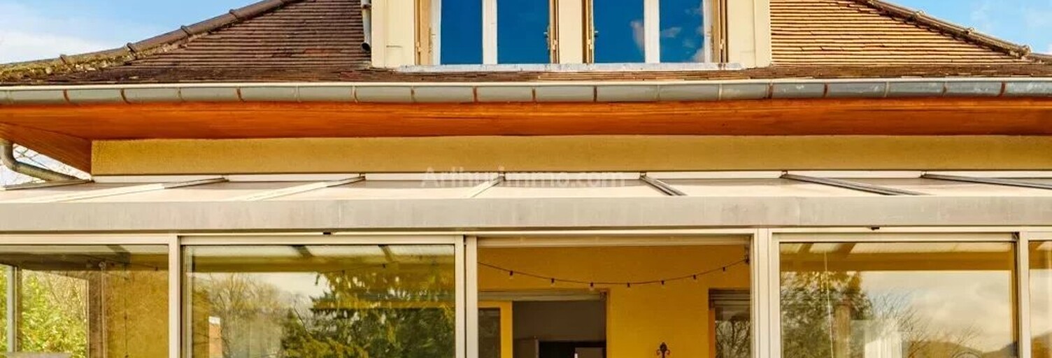 Immeuble  354 m² à vendre à Besançon (25000)