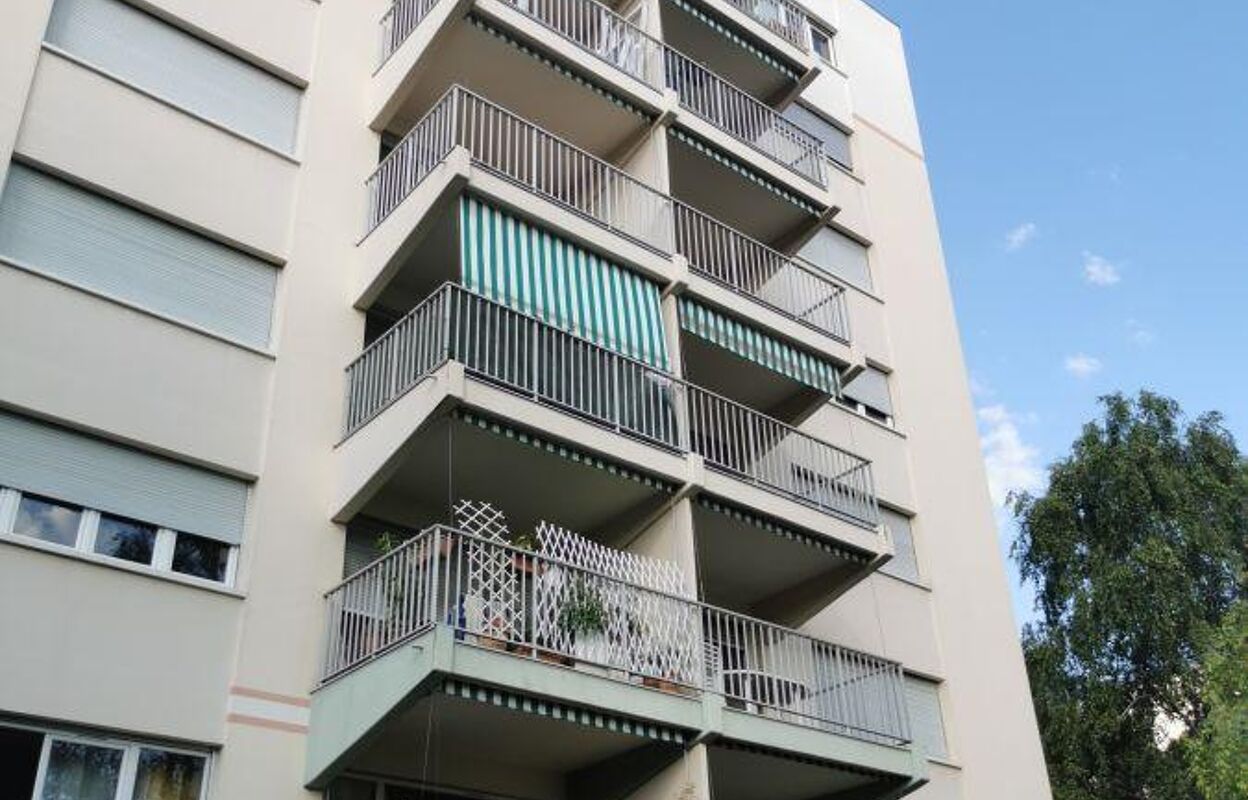 appartement 2 pièces 61 m2 à vendre à Sainte-Foy-Lès-Lyon (69110)