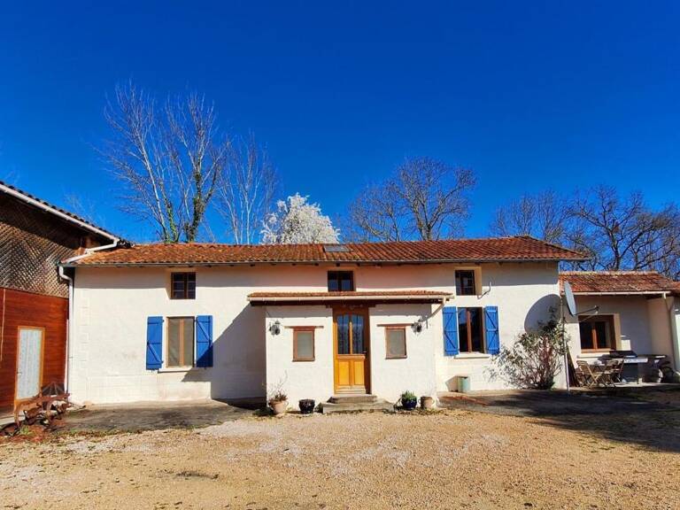 À vendre, proche de Castelnau Magnoac (Hautes Pyrénées) - Maison individuelle de 4 chambres avec piscine, grange/atelier, jardin et terrain boisé de 30 900 m² (3 hectares). Superbe vue sur les montagnes et à proximité de ville — photo 1