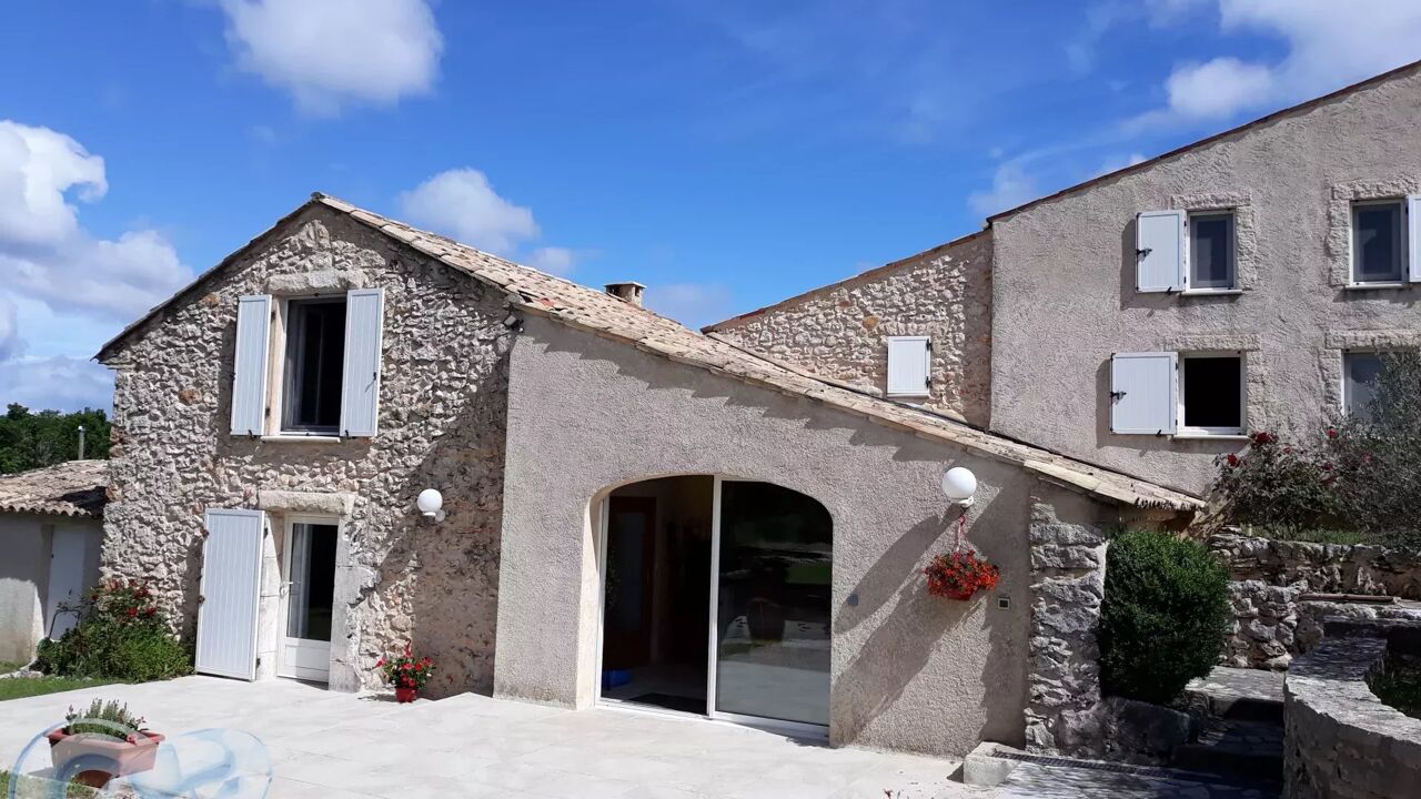 maison 7 pièces 247 m2 à vendre à Simiane-la-Rotonde (04150)