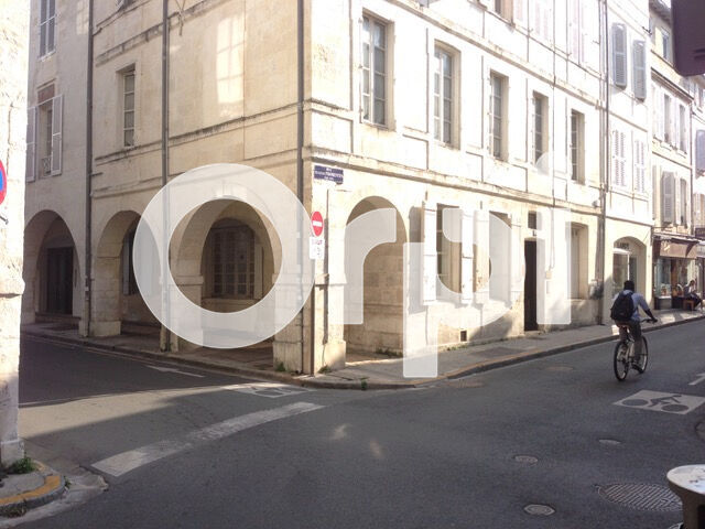 Local commercial  à louer Rochelle (La) 17000