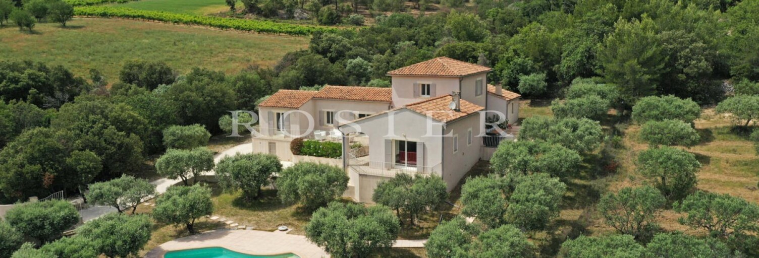 Maison 6 Pièces 210 m² à vendre à Lioux (84220)