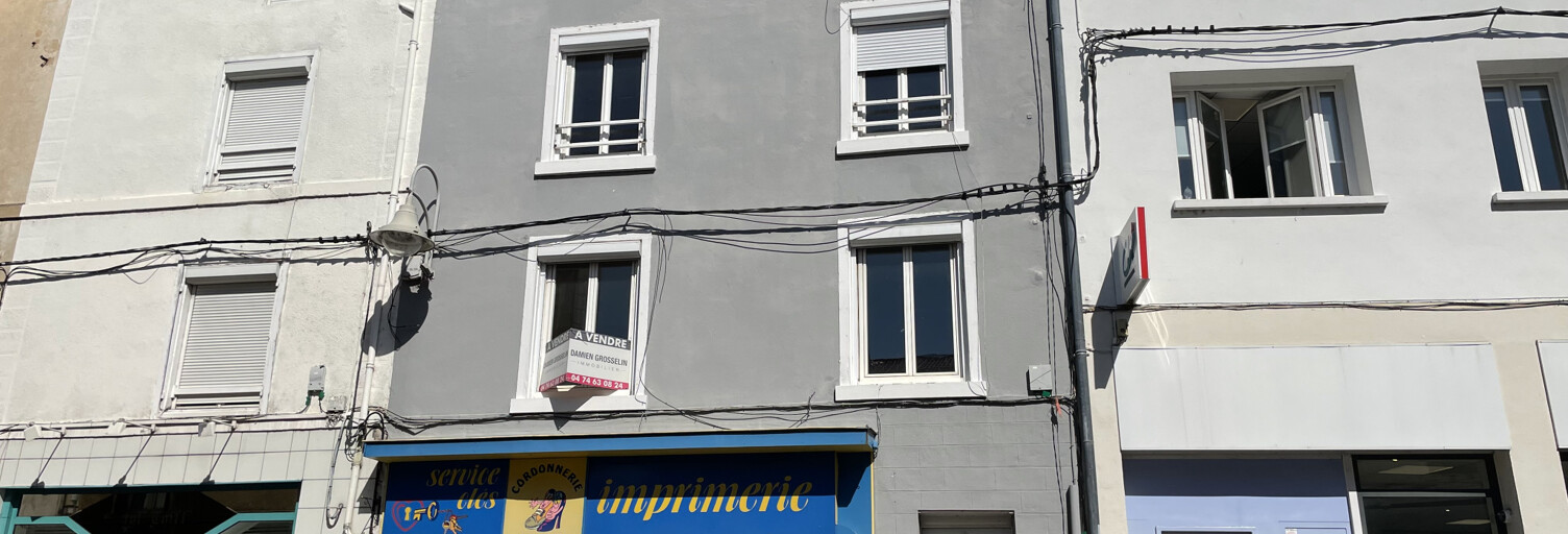 Immeuble  85 m² à vendre à Amplepuis (69550)