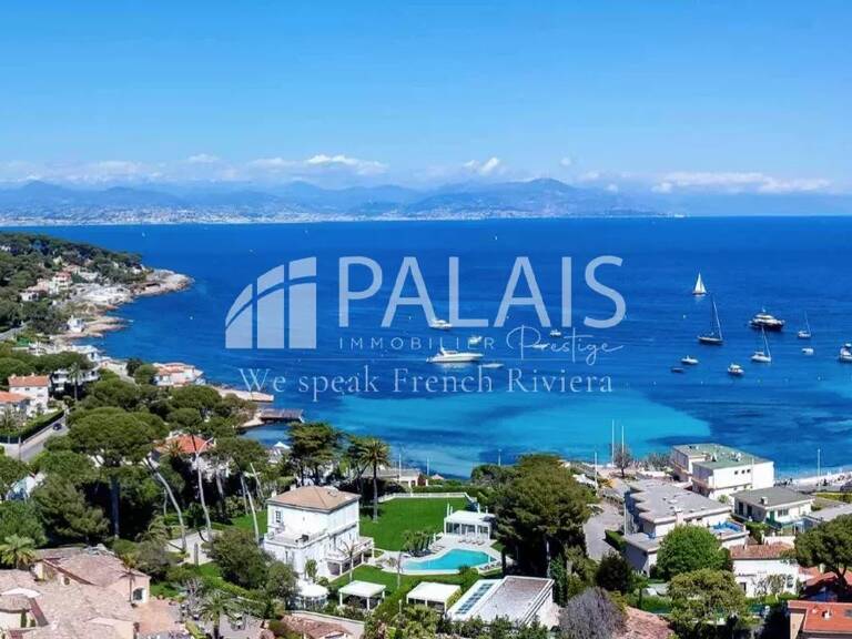 ANTIBES – CAP D’ANTIBES – Plages de la Garoupe – Appartement-Vil — photo 1