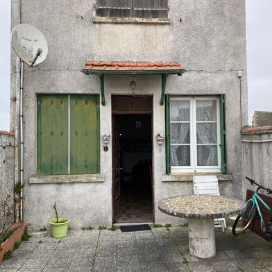 Maison  262500 €