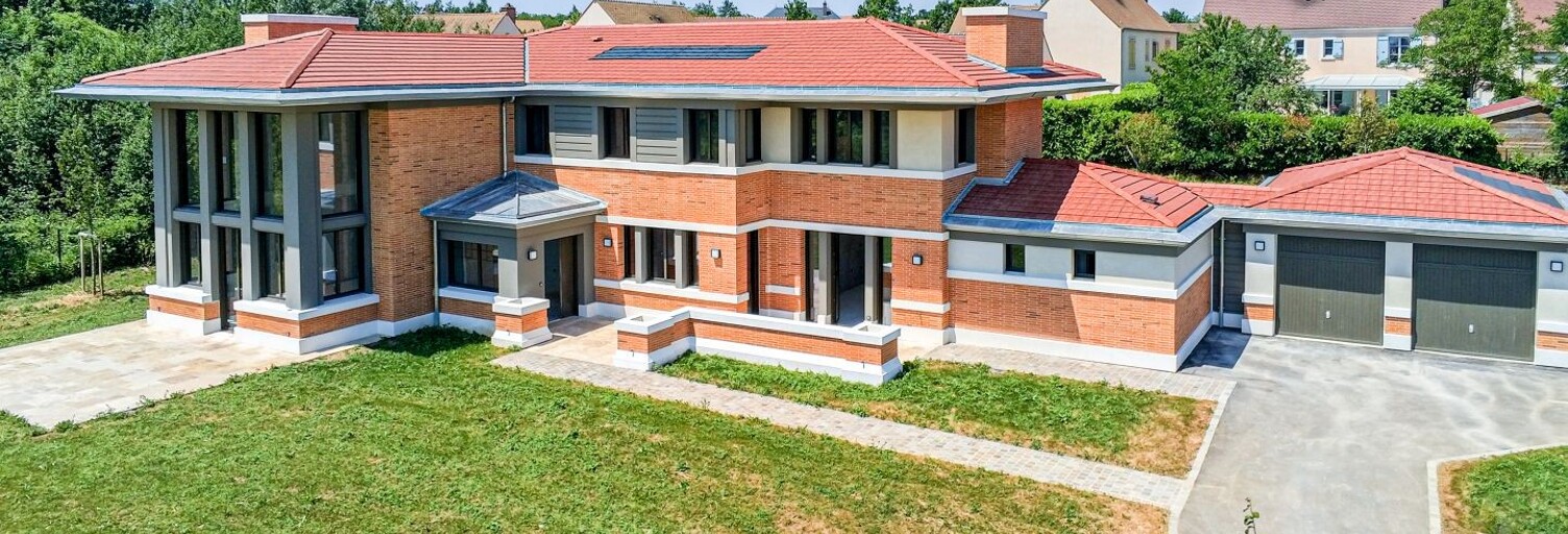 Maison 9 Pièces 355 m² à vendre à Magny-le-Hongre (77700)