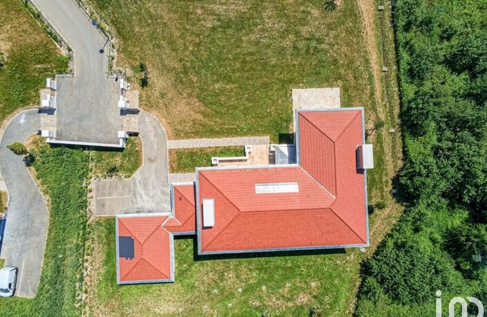 Vente Maison/villa 9 pièces — photo 4