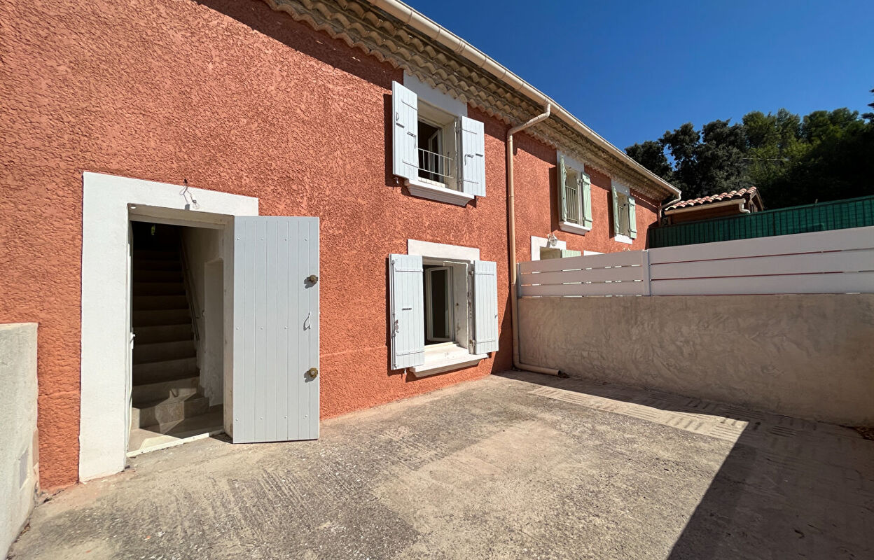 appartement 3 pièces 82 m2 à vendre à Caumont-sur-Durance (84510)