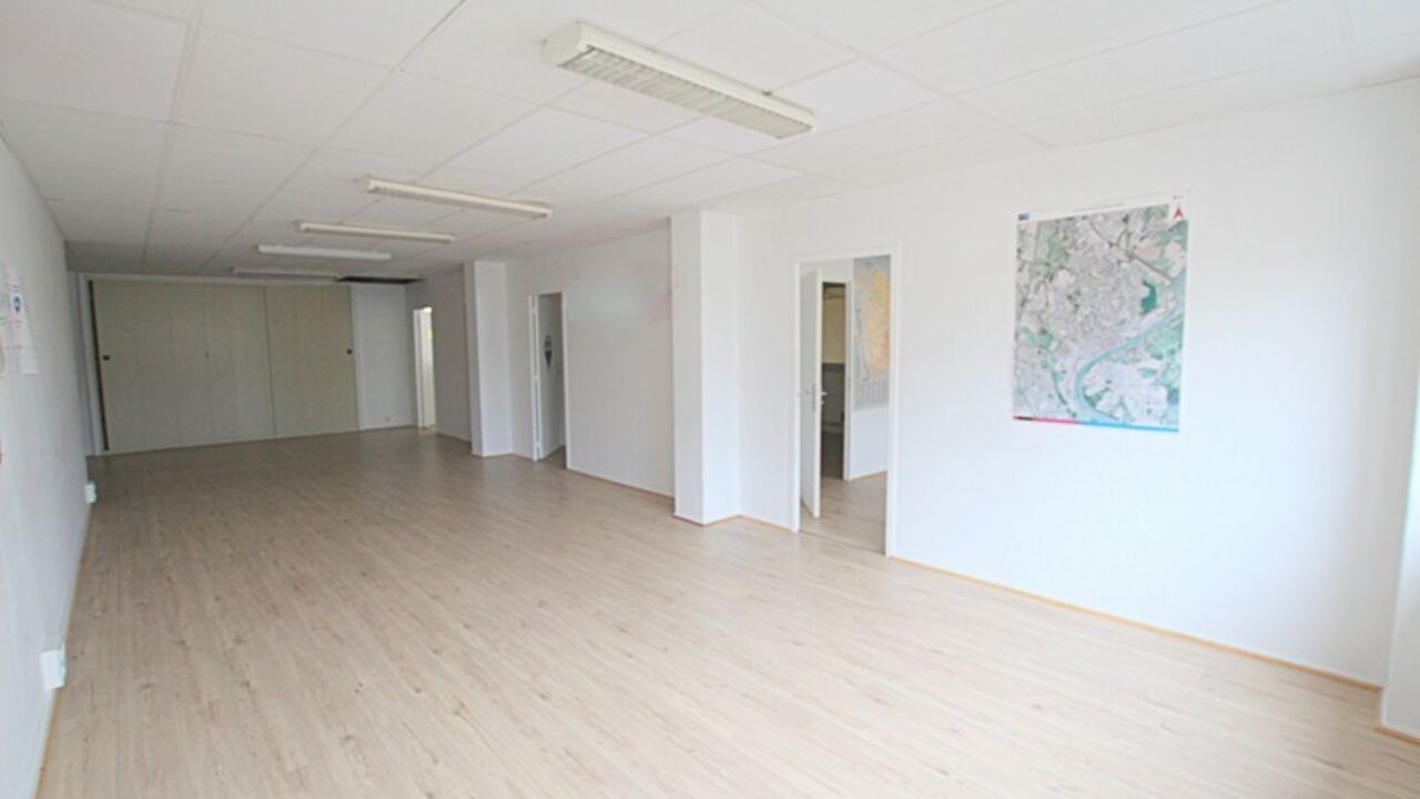bureau 4 pièces 117 m2 à louer à Chalon-sur-Saône (71100)