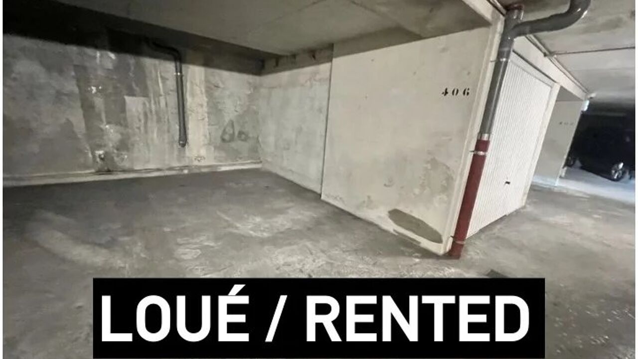 garage  pièces 9 m2 à louer à Antibes (06600)