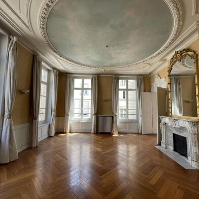 Appartement 5 pièces 1820 €