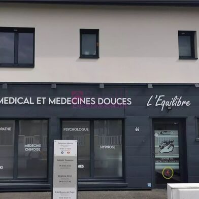 Bureau 1 pièces 808 €