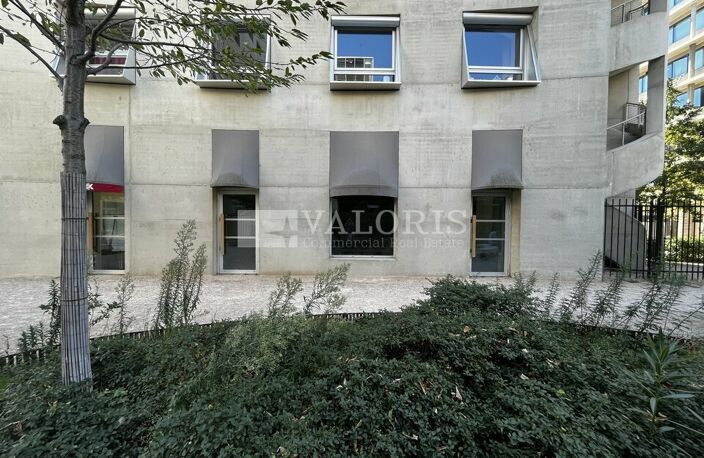 LOCAL COMMERCIAL à LOUER — photo 2