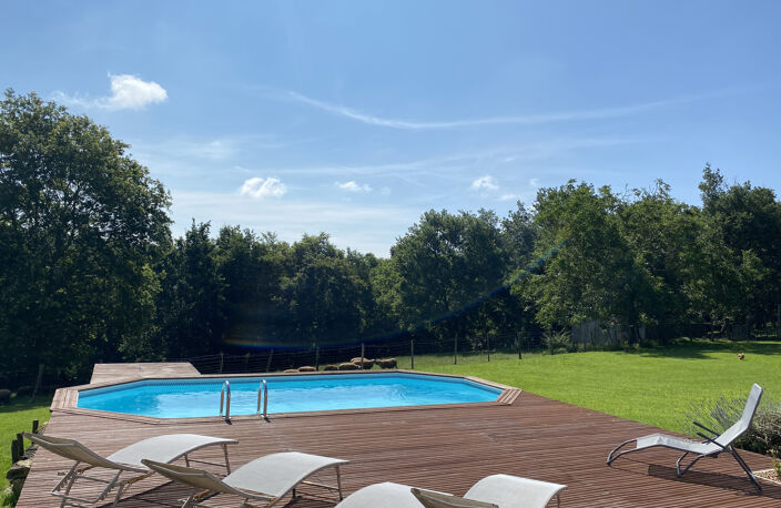 MAGNIFIQUE PROPRIETE AVEC MAISON EN PIERRE, GITE ET CHALET — photo 4