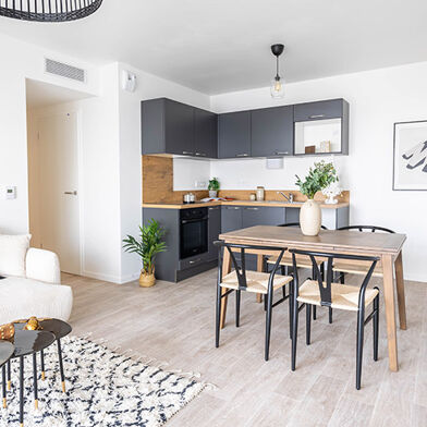 Appartement 4 pièces 255900 €