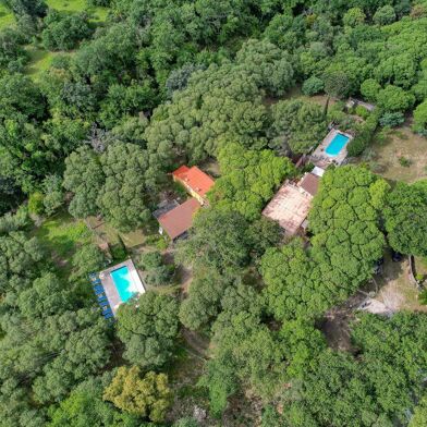 Maison 15 pièces 1390000 €