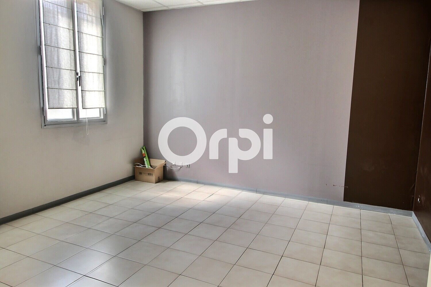 Local commercial  T1 à louer Marseille 5eme 13005