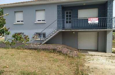 vente maison 292 100 € à proximité de Saint-Georges-des-Coteaux (17810)