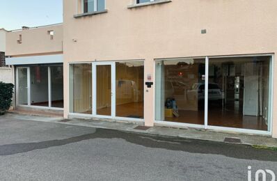 location commerce 3 200 € CC /mois à proximité de Le Rove (13740)