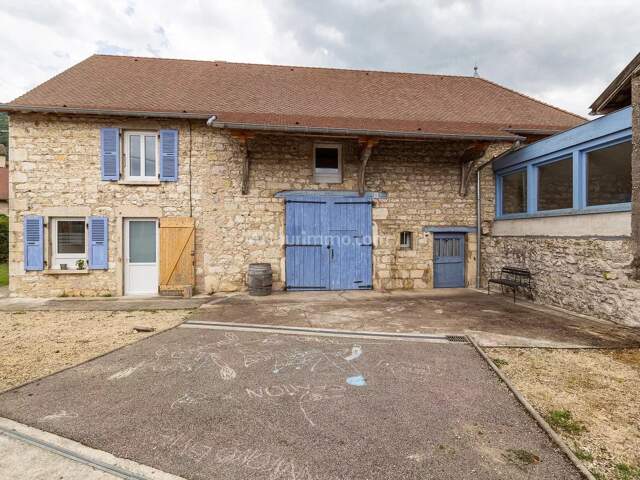 Maison 4 chambres + garage+ atelier — photo du bien