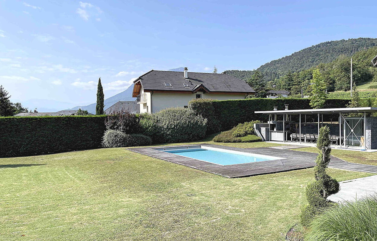 maison 9 pièces 255 m2 à vendre à Chambéry (73000)