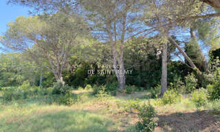 Terrain  1541 m² à vendre à Saint-Rémy-de-Provence (13210)