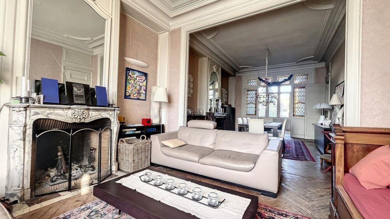 maison 9 pièces 252 m2 à vendre à Lille (59000)