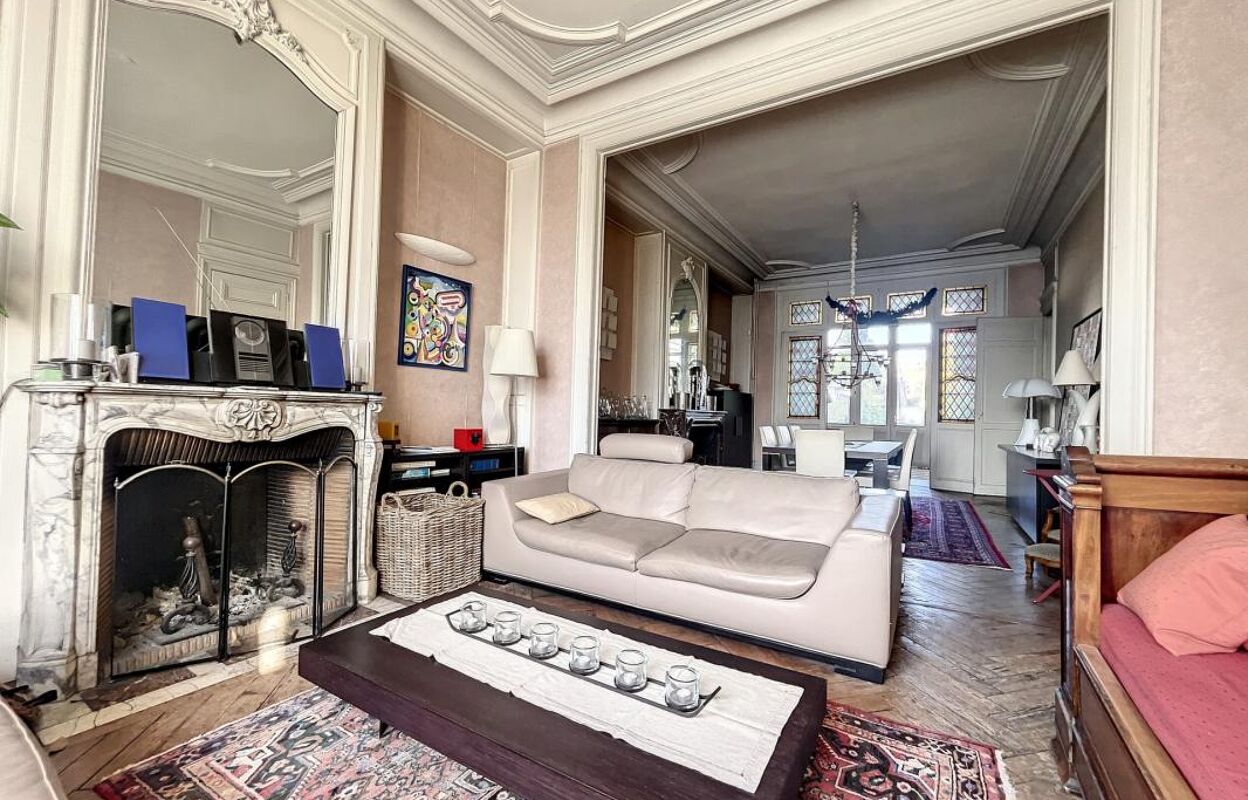 maison 9 pièces 252 m2 à vendre à Lille (59000)