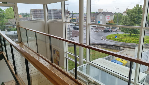 Local commercial  à louer Saintes 17100