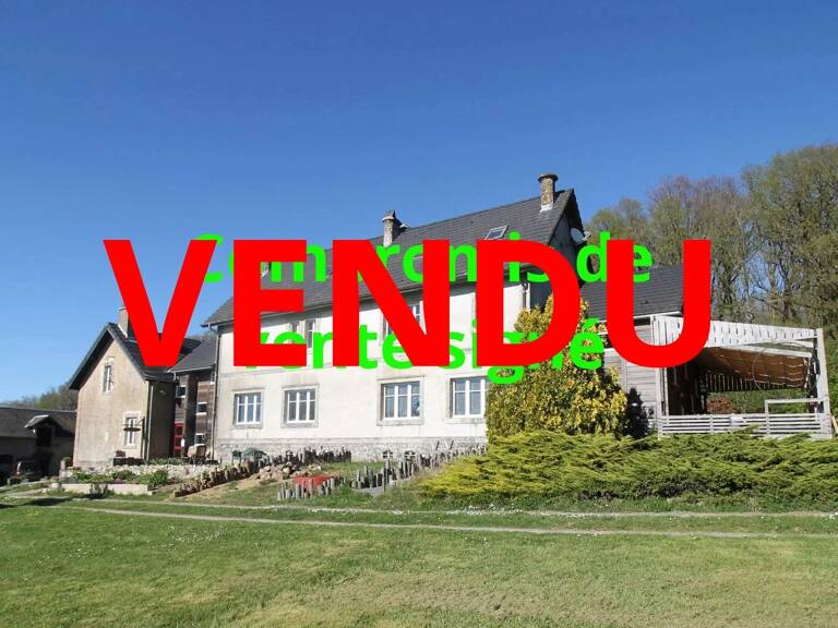 Maison de campagne avec suberbe vue à vendre en Bourgogne — photo 1