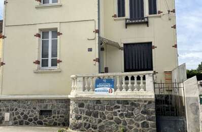 vente immeuble 190 000 € à proximité de Néris-les-Bains (03310)