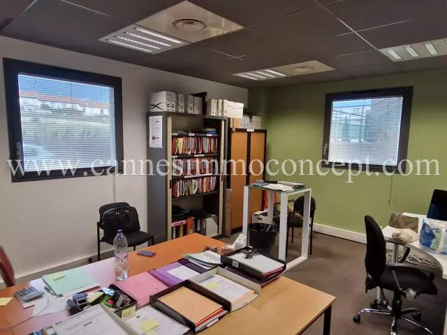 bureaux à la location "cité de la cosmétique" — photo du bien