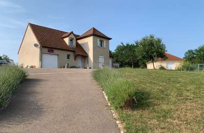 maison 7 pièces 161 m2 à vendre à Saint-Sernin-du-Plain (71510)