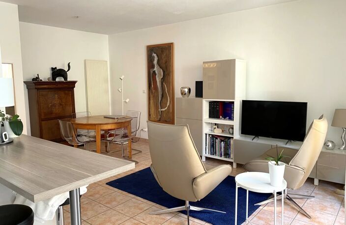 AGREABLE T2 EN PLEIN CENTRE DE VILLEFRANCHE — photo 2