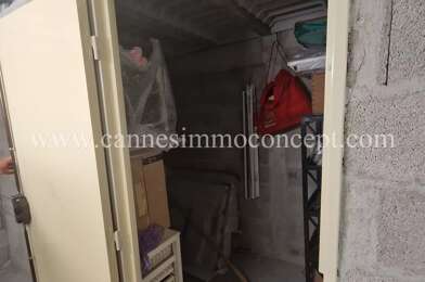 Garage  13500 €