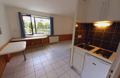 location appartement 340 € CC /mois à proximité de Luc-la-Primaube (12450)