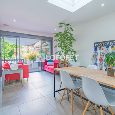 Maison 6 pièces 549000 €