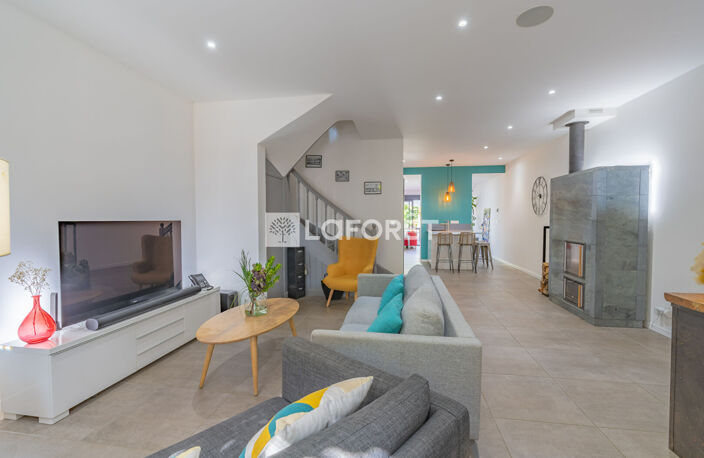 Maison centre ville - Quartier Jayan -  Agen 5 pièces 180 m² — photo 2