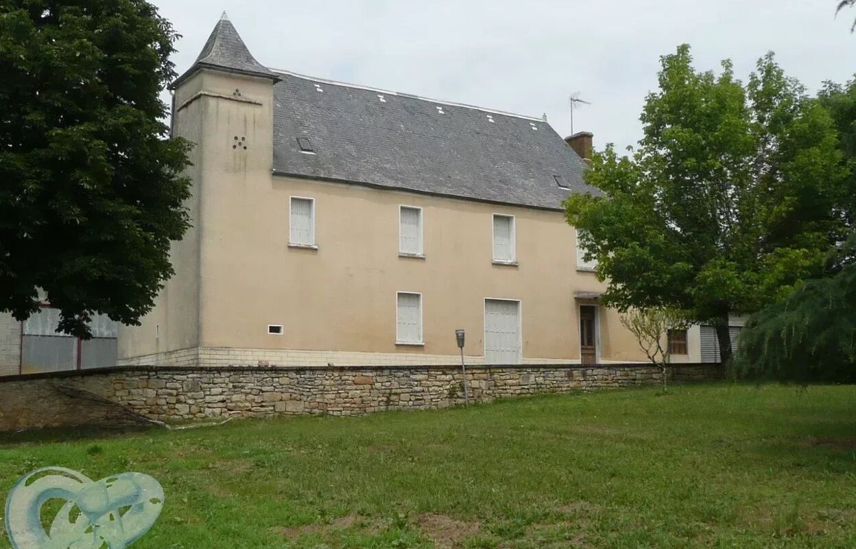 maison 10 pièces 303 m2 à vendre à Saint-Martial-de-Nabirat (24250)